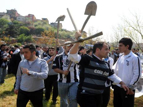 Çarşı'dan olaylı protesto