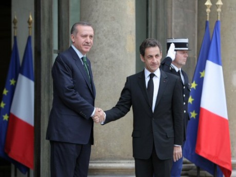 Sarkozy, Türkiye'ye geliyor