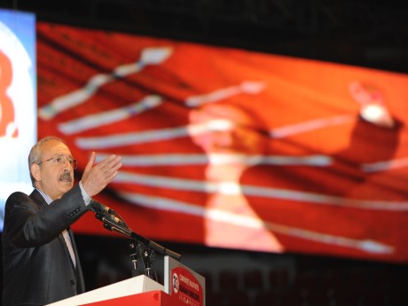 Kılıçdaroğlu kimdir?