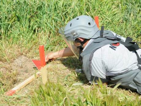 Hakkari'de patlayıcı imha edildi