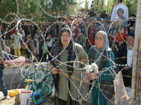 Özbekistan sınırı kapattı