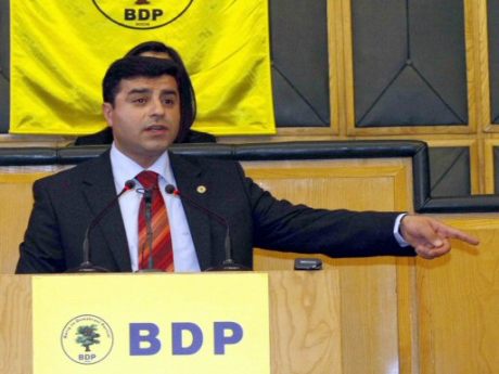 Demirtaş'tan Erdoğan'a sert sözler