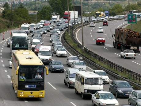 İstanbul'da trafik çıldırtacak