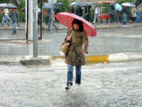 İstanbul'da yağış bugün de etkili