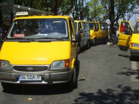 Mercedes'ten İstanbul'a özel dolmuş