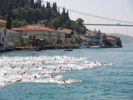 Boğaz'da kulaç atma zamanı