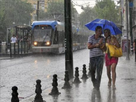 İstanbul'da sağanak etkili oluyor