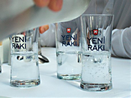 Yeni Rakı en iyiler listesinde