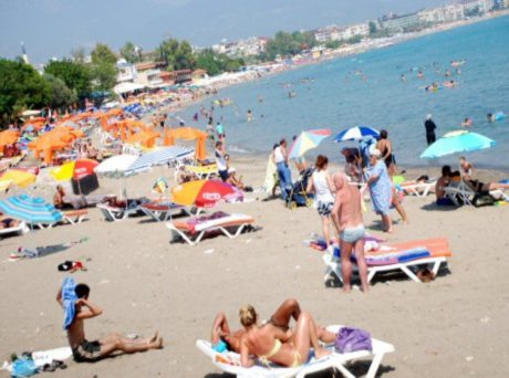 Tatil cenneti Muğla'ya turist akını