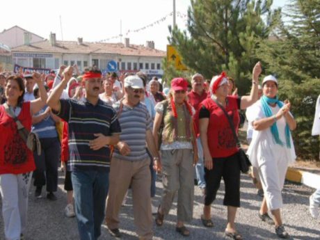 Hacıbektaş'ta 'Anayasaya hayır' yürüyüşü