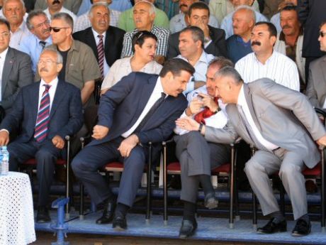 Hacıbektaş'ta Bakan Çelik'e tepki