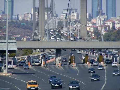 Paralı yollar 403,1 milyon lira getirdi