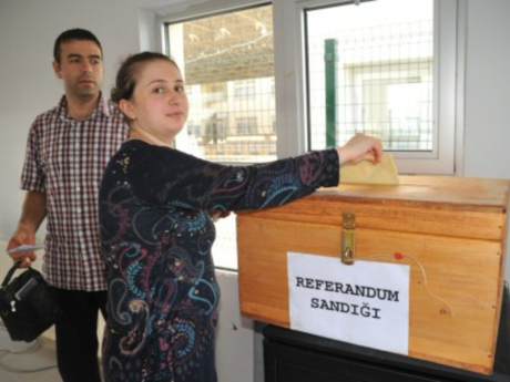 İşte referandumun ilk oyları