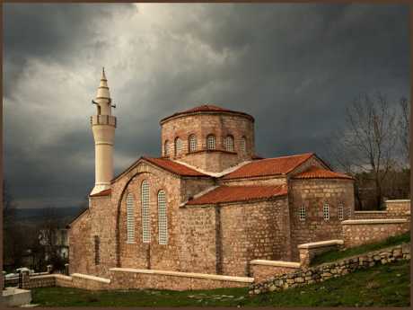 Akademisyenler, Vize Ayasofyası'nın izlerinin peşinde