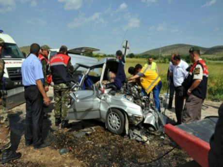 Osmaniye'de trafik kazası: 3 ölü, 5 yaralı