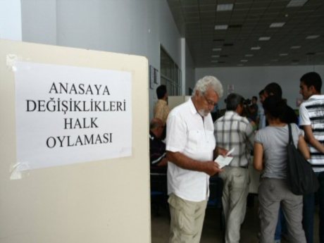 Referandum öncesi İstanbul Valiliği'nden mobil nüfus hizmeti