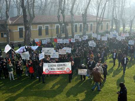 Bilgi'de protesto