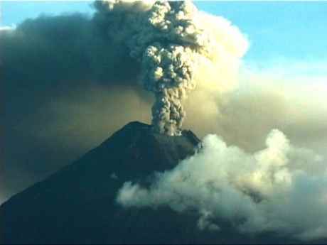 Etna yanardağı uyandı