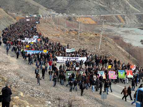 Dersim'de barajalara hayır yürüyüşü