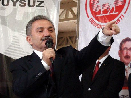 'Savcılar gereğini yapmıyor'