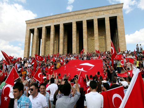 Binler Anıtkabir'e koştu (20.10.2011)