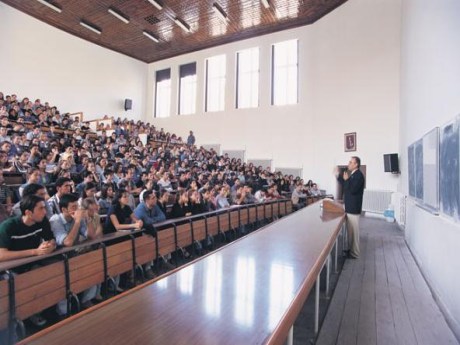 Yabancı öğrenciye harç müjdesi