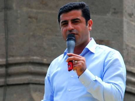 Demirtaş'tan videolu yanıt