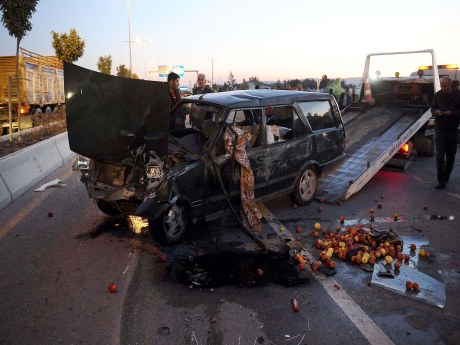 Trafik kazaları bitmiyor