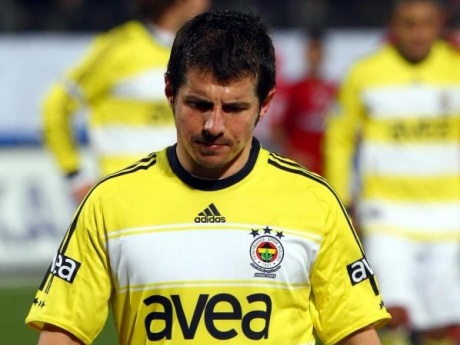 Emre özür diledi