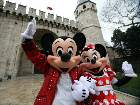 Mickey ve Minnie Topkapı'da