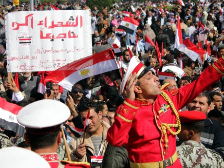 Tahrir'de zafer cuması