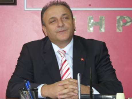 'Emeklinin boğazını sıkıyorlar'