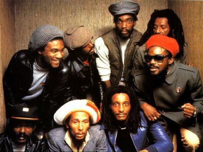 The Wailers konser veriyor