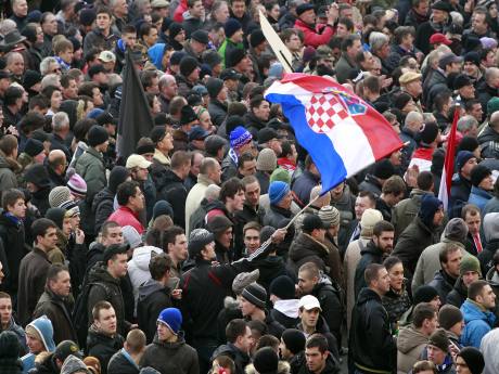 Hırvatistan'da hükümete karşı protestolar