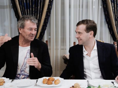 Medvedev, evinde Deep Purple'ı ağırladı