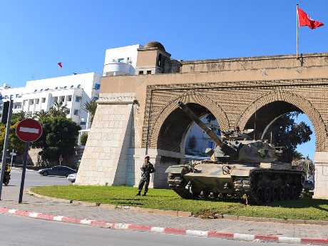 Tunus'ta İçişleri Bakanı görevden alındı