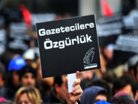 Gazetecilerden protesto (05.03.2011)