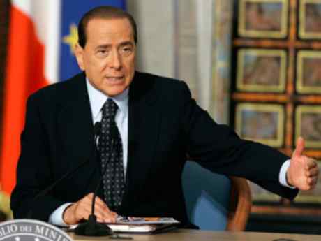 Berlusconi ameliyat oldu