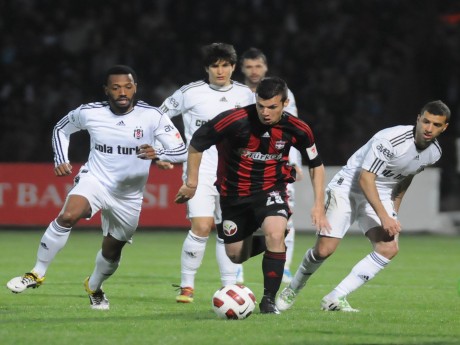 Beşiktaş finalde!