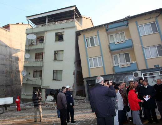 Kütahya ve çevresi 49 kez daha sallandı