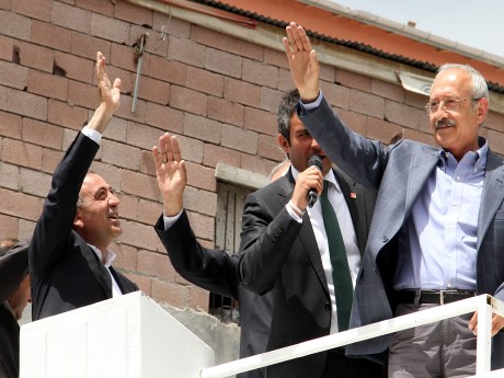 Liderler hız kesmiyor (25.05.2011)