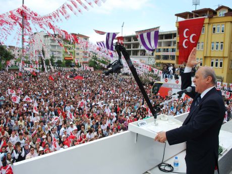 'Bunları azdıran sensin'