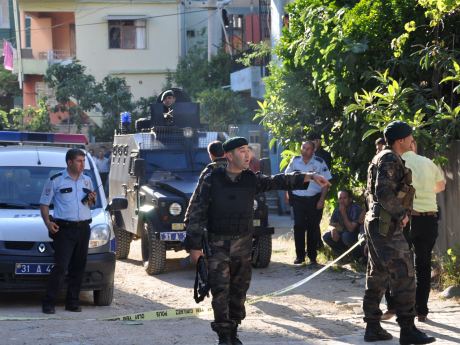 Hatay'da iki polis şehit