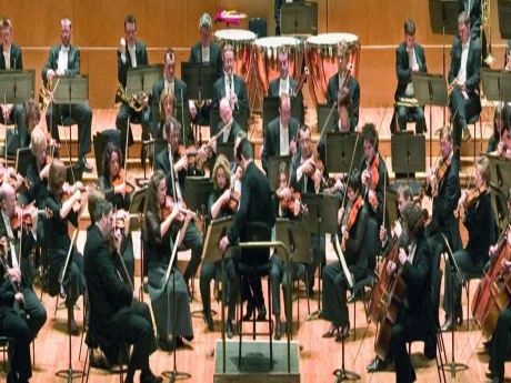 İzmir, Philharmonia Orkestrası'nı ağırlayacak