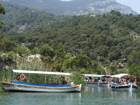 Dalyan'a çevre dostu gezi tekneleri