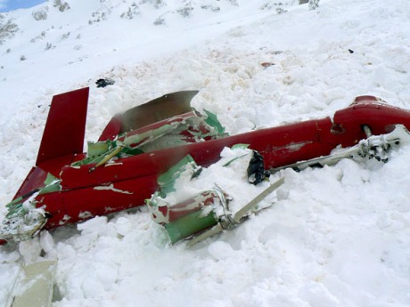 Helikopterin enkazı korunacak