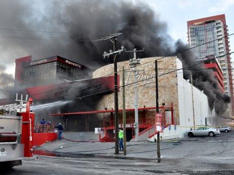 Meksika'da casino kundaklandı: 53 ölü