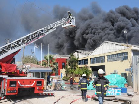 Kocaeli'de fabrika yangını (12.09.2011)