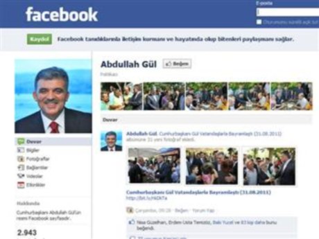 Gül de artık Facebook'ta