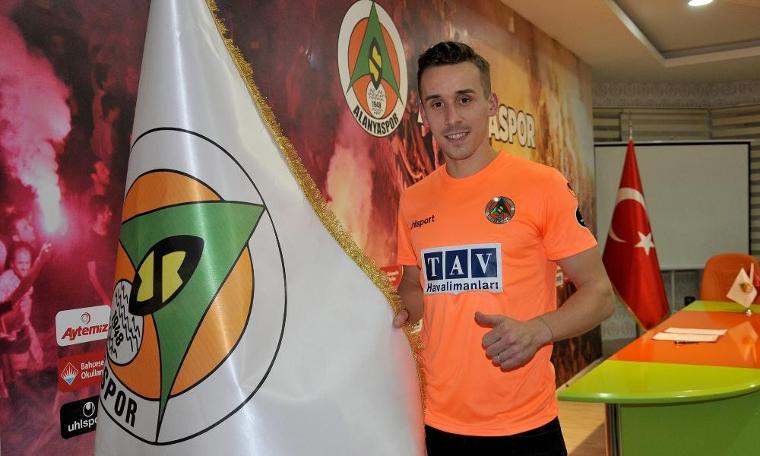 Alanyaspor Josef Sural’ı renklerine kattı